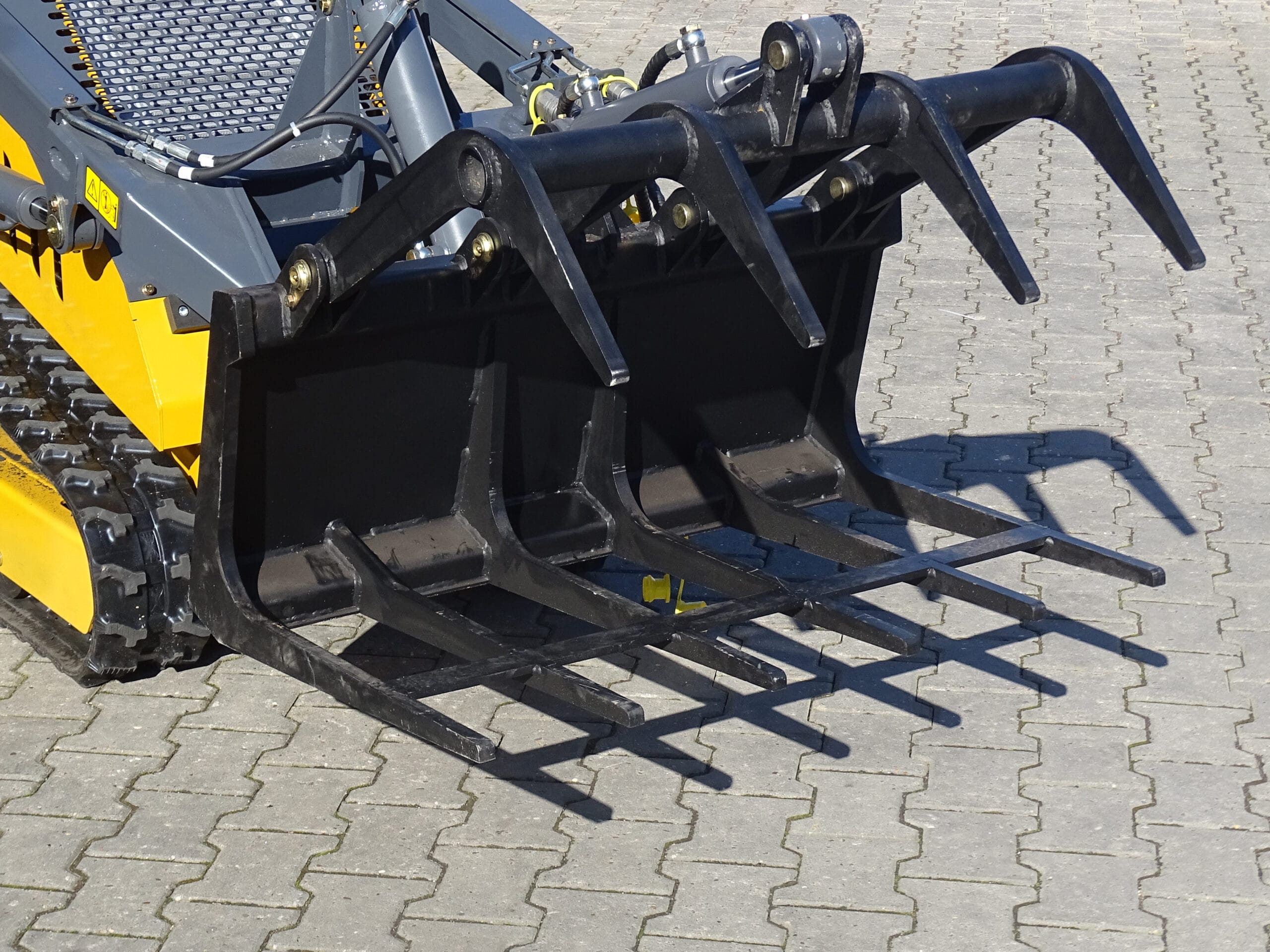 REXUS Grijpbak Agri Machinery Europe